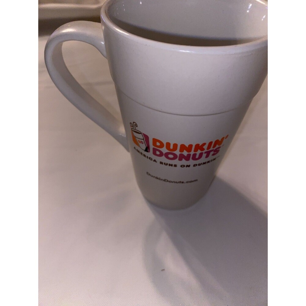 DUNKIN DONUTS 16 ounce Ceramic Coffee Brand New 2013 Mug America Runs On Dunkin